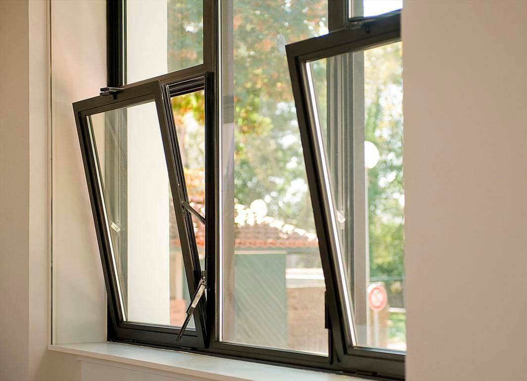 tilt and turn windows